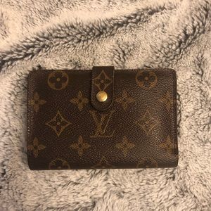Louis Vuitton Kisslock Wallet